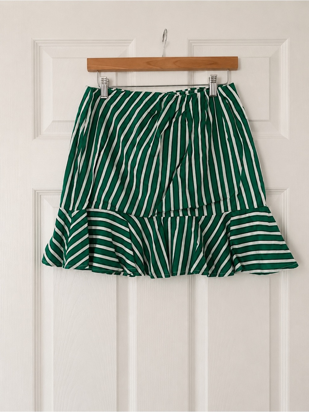 House of Harlow 1960 x Revolve Drika Green Stripe Mini Skirt Vacation Chic S